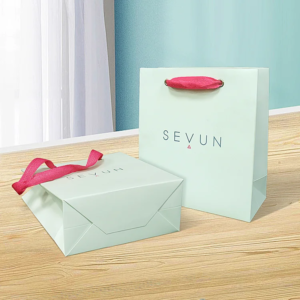 Custom Gift Bags6